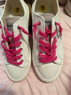 Vintage Havana White Sneakers with Hot Pink Laces